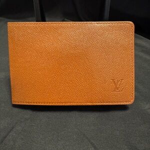 Louis Vuitton LV Taiga Leather Men's Wallet
